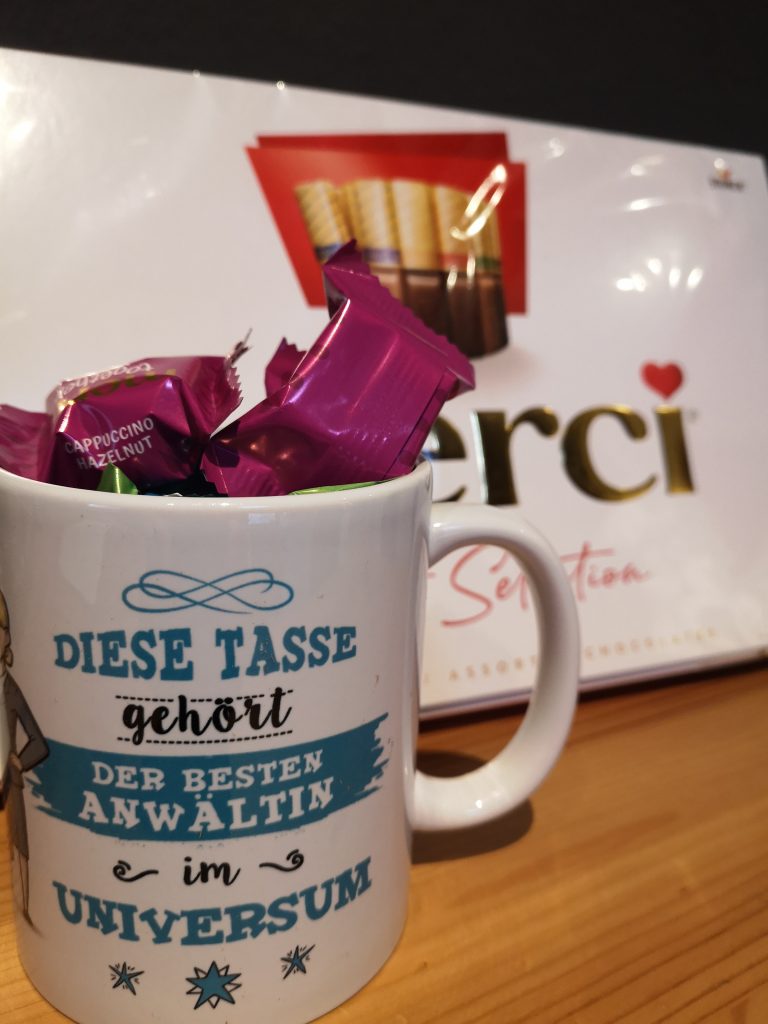 Tasse mit bester Anwältin Unisversum