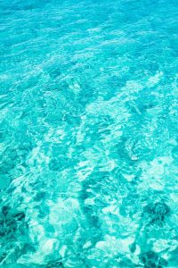 water, beautiful wallpaper, pool, lock screen wallpaper, phone wallpaper, mobile wallpaper, turquoise, background, ipad wallpaper, nature, clean, clear, swimming pool, mobile wallpaper 4k, water surface, texture, samsung wallpaper, underwater, wallpaper, wet, iphone wallpaper